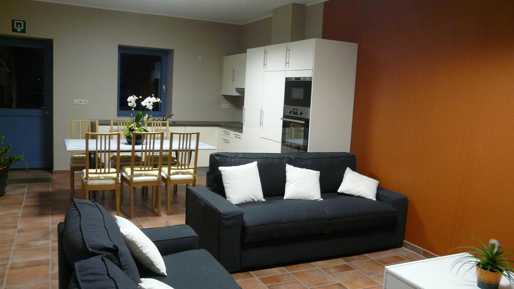 Holiday Home L'Aubepine トゥルネー 部屋 写真