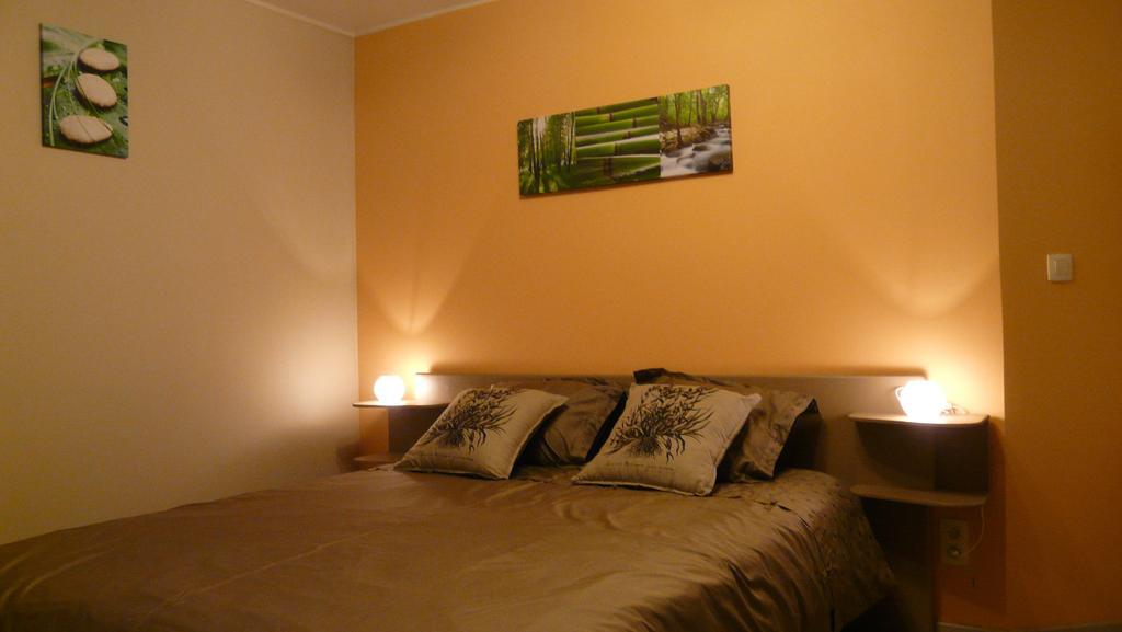Holiday Home L'Aubepine トゥルネー 部屋 写真